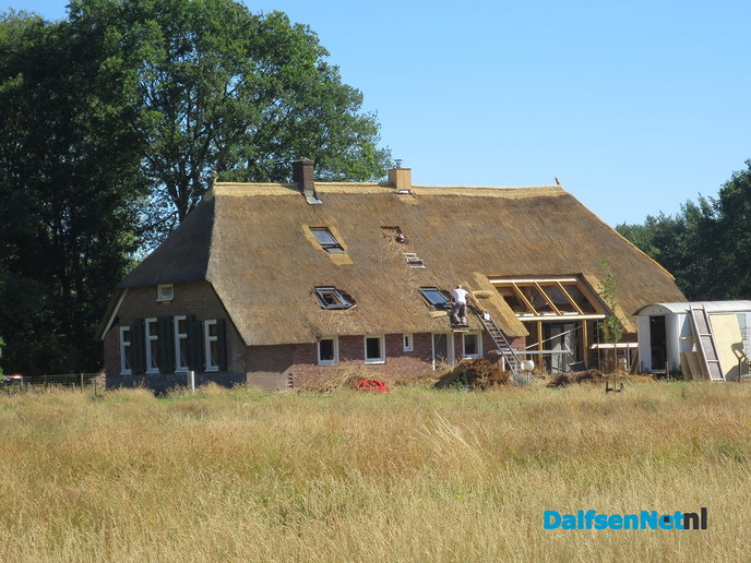 Boerderij De Sticke ondergaat een forse opknapbeurt - Foto: Wim