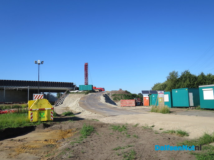 Viaduct N340 bijna gereed, wanneer komt de weg? - Foto: Wim
