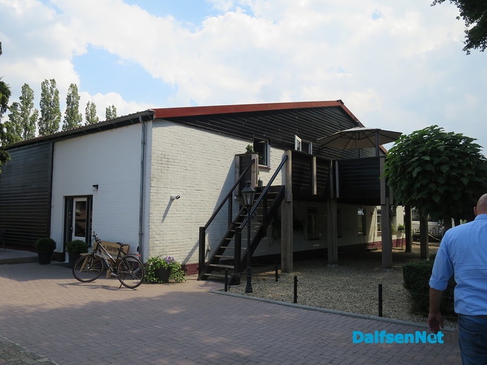 Het college Dalfsen op bezoek bij Stal Nanning - Foto: Wim