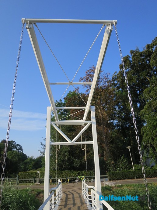 Een nieuwe brug aan het Jaagpad te Lemelerveld - Foto: Wim