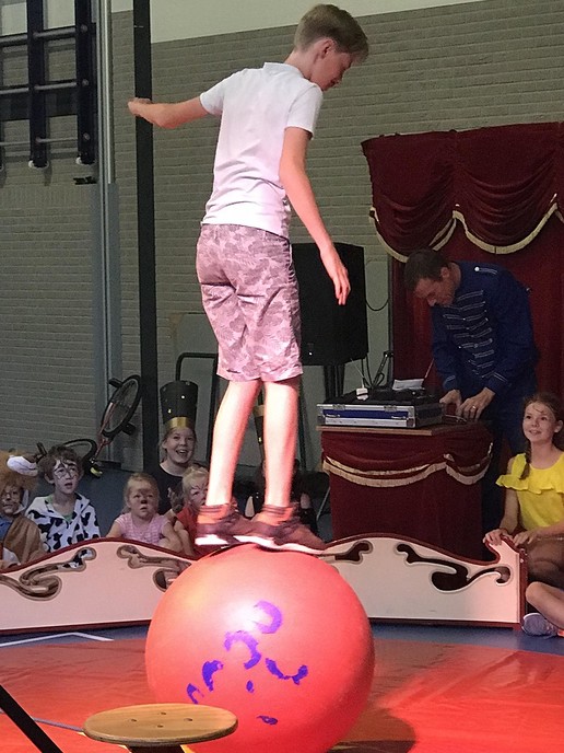 De A. Baron van Dedemschool viert 111-jarig bestaan - Foto: Eigen geleverde foto