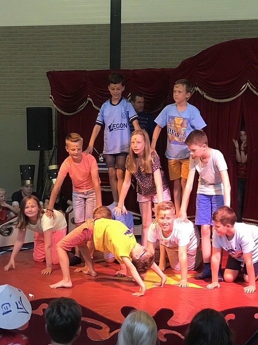 De A. Baron van Dedemschool viert 111-jarig bestaan - Foto: Eigen geleverde foto