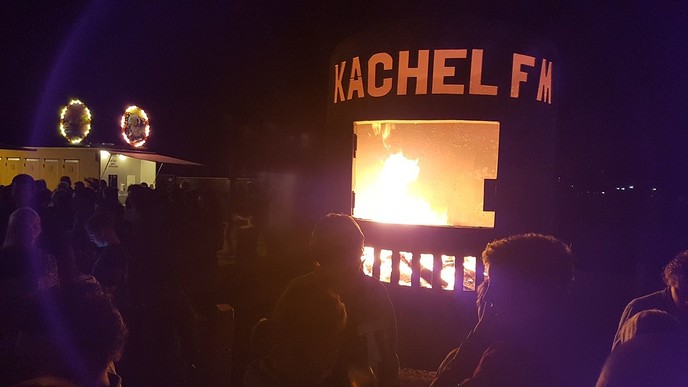 Muziekweekend Kachel FM begint eigen loonbedrijf