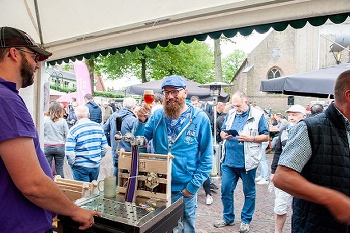 Dalfser Bierfestival groot succes - Foto: Eigen geleverde foto