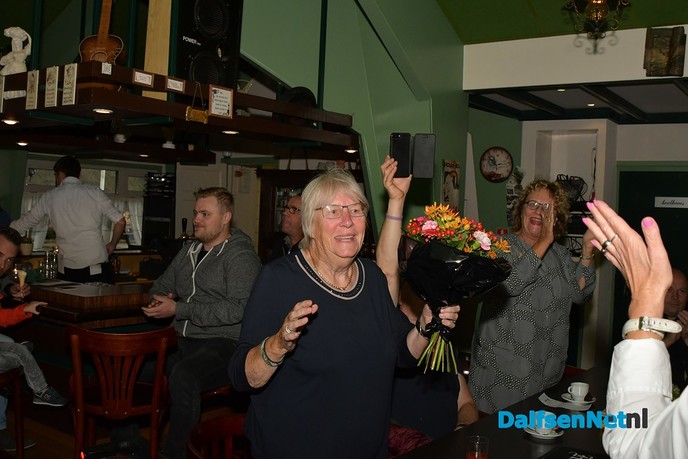 Daverend optreden Egerländerkapel in Het Boskamp - Foto: Johan Bokma
