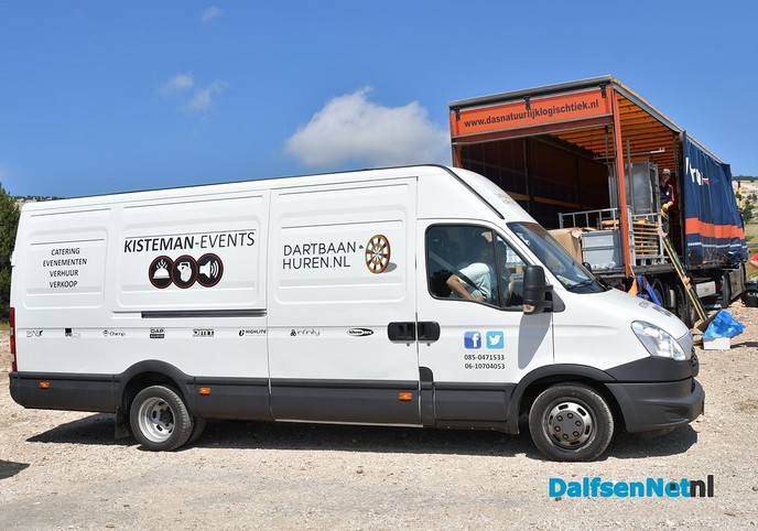 Team logistiek verzette bergen werk op de Mont Ventoux. - Foto: Johan Bokma