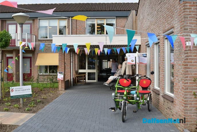 Rosengaerde opent nieuwe voortuin tijdens Proef Dalfsen - Foto: Johan Bokma