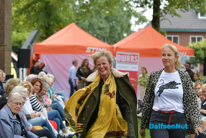 Druk bezocht modespektakel bij Proef Dalfsen - Foto: Johan Bokma