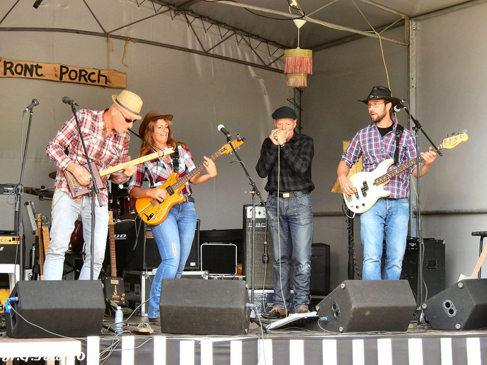 Dutch cigarbox guitar festival bij Calluna