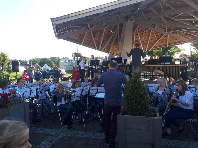 Geslaagd kick-off concert Ommer muziekleerlingen - Foto: Eigen geleverde foto