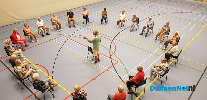 Karel Beck 40 jaar docent Bewegen - Foto: Ingezonden foto