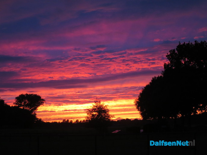 De avond was rood gekleurd - Foto: Wim