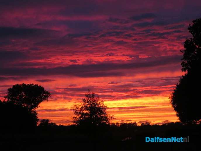 De avond was rood gekleurd - Foto: Wim