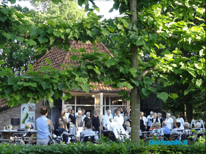 Museum Palthehof Nieuwleusen 20 jaar en springlevend - Foto: Wim