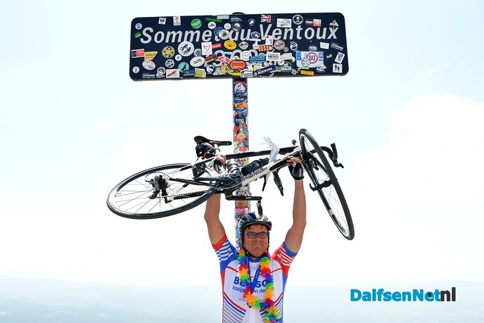 Team Vechtdal voltooit beklimming Mont Ventoux - Foto: Johan Bokma