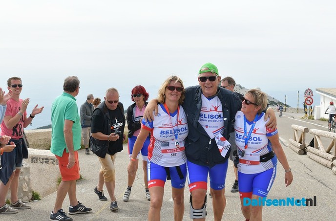 Team Vechtdal voltooit beklimming Mont Ventoux - Foto: Johan Bokma