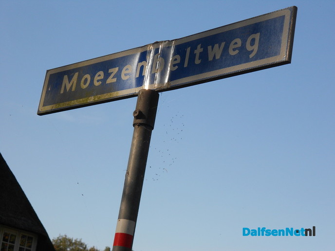 “Niet Parkeerbordjes” geplaatst