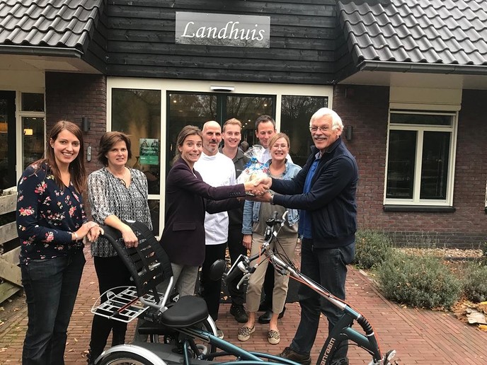Stichting Imminkhoeve blij verrast met gift - Foto: Eigen geleverde foto