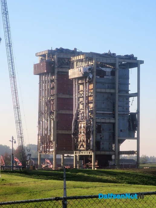 Sloop oude YC centrale nog lang niet gereed - Foto: Wim