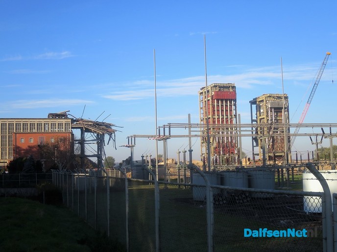 Sloop oude YC centrale nog lang niet gereed - Foto: Wim