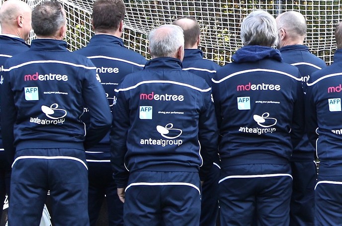 Nieuwe kleding Veteranen MHC - Foto: Eigen geleverde foto