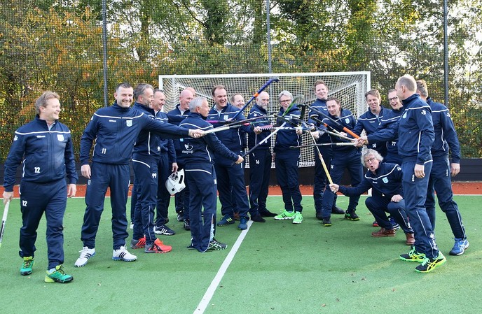 Nieuwe kleding Veteranen MHC - Foto: Eigen geleverde foto