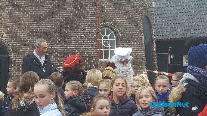 Sint is warm onthaald! - Foto: Ingezonden foto
