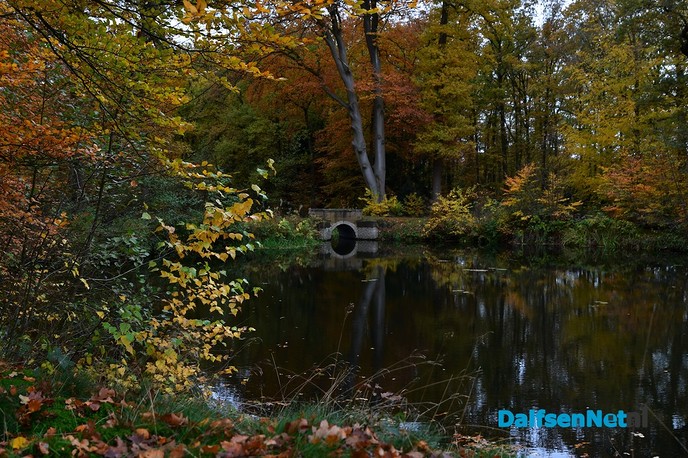 Herfstkleuren Havezate Den Berg Dalfsen - Foto: Johan Bokma