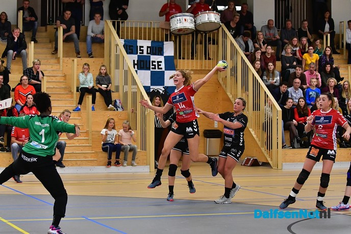 Dalfsen verliest nipt van regerend landskampioen VOC - Foto: Johan Bokma