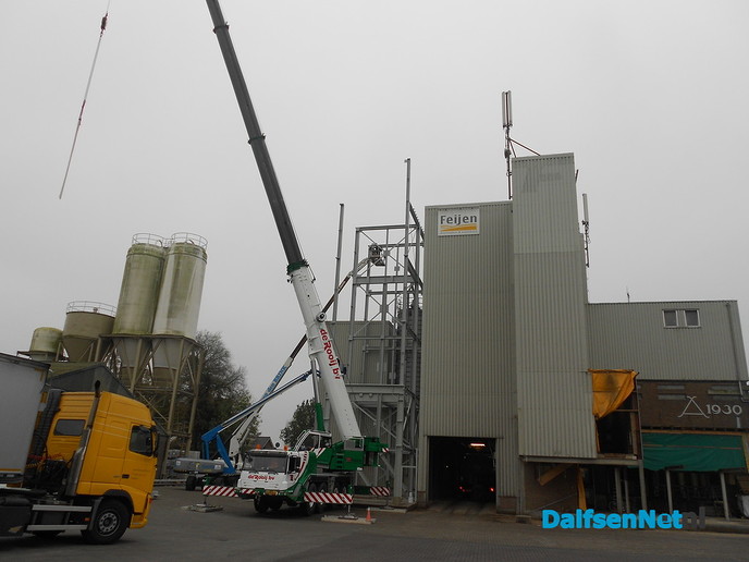 Groot materiaal bij Feijen
