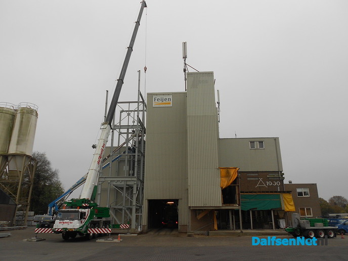Groot materiaal bij Feijen