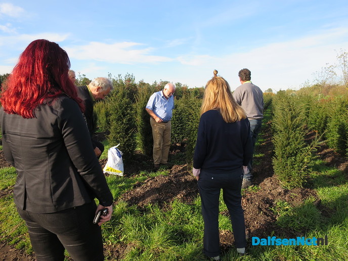 Het college van Dalfsen op bezoek bij Decohof - Foto: Wim