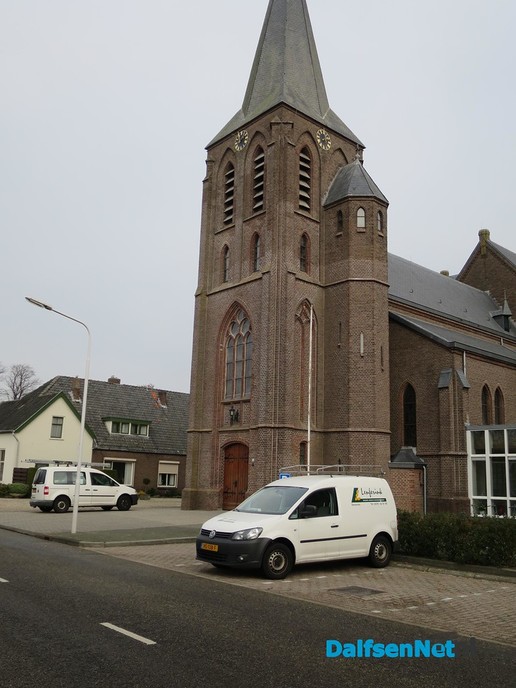 Heilig Hart kerk krijgt “frisse” opknapbeurt - Foto: Wim