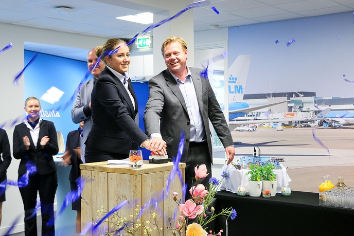 Vliegtuig in school Zwolle - Foto: Eigen geleverde foto