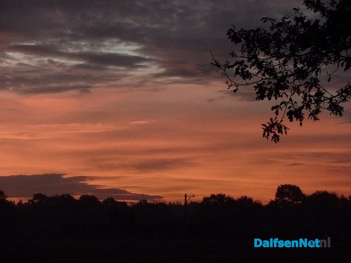 En weer werden we verrast met een prachtige zonsopgang ….. - Foto: Ingezonden foto