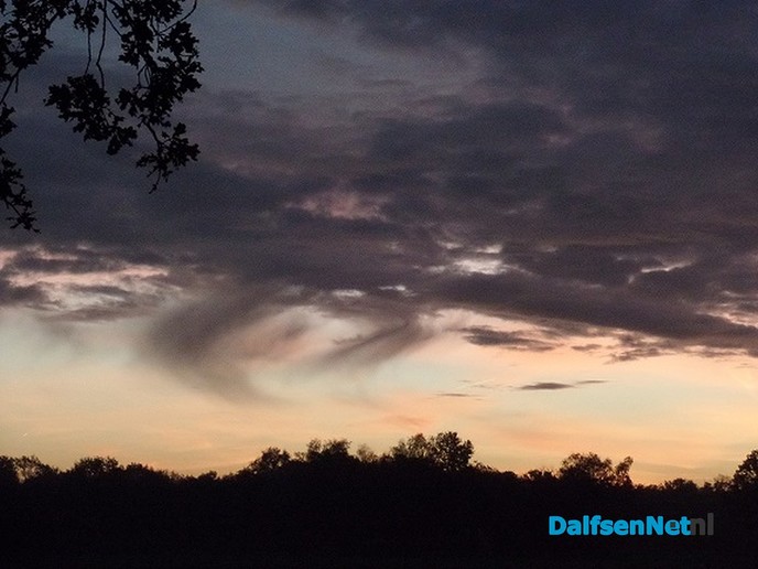 En weer werden we verrast met een prachtige zonsopgang ….. - Foto: Ingezonden foto