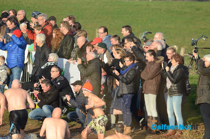 Nieuwjaarsduik Dalfsen - Foto: Ingezonden foto