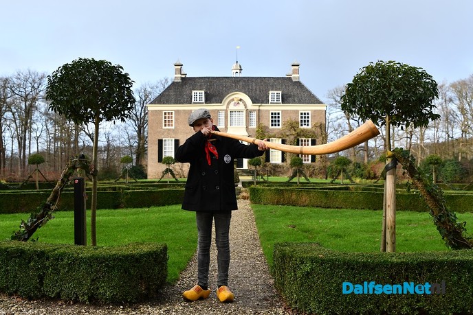 Midwinterhoornblazers bliezen bij huize Den Berg - Foto: Johan Bokma