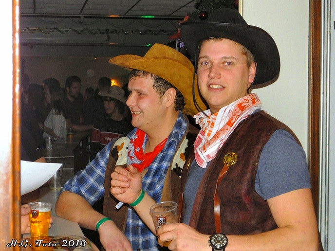 Stoornis goes wild Texas Xmas party.