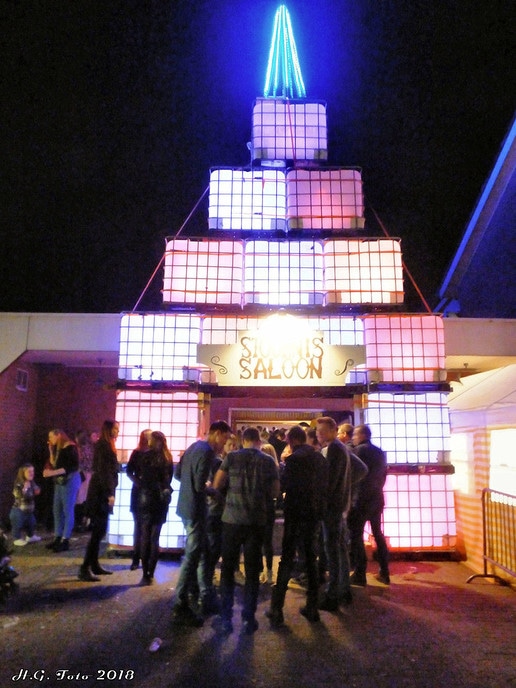 Stoornis goes wild Texas Xmas party.