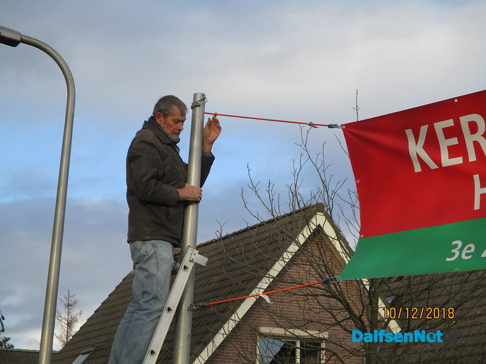 Even de doeken spannen