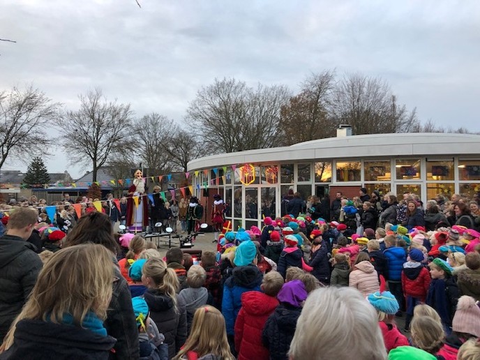 Sinterklaas op basisschool de  Polhaar - Foto: Eigen geleverde foto