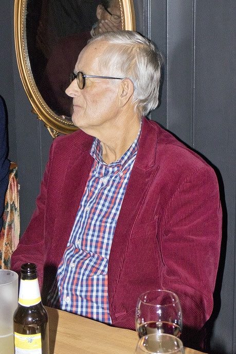 Wim Schrijver krijgt brood van verdienste - Foto: Geert Bistervels