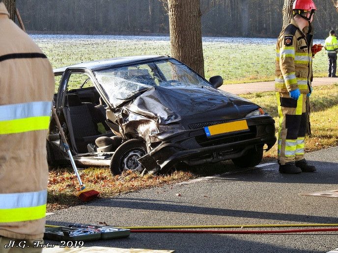 Frontale aanrijding Poppenallee