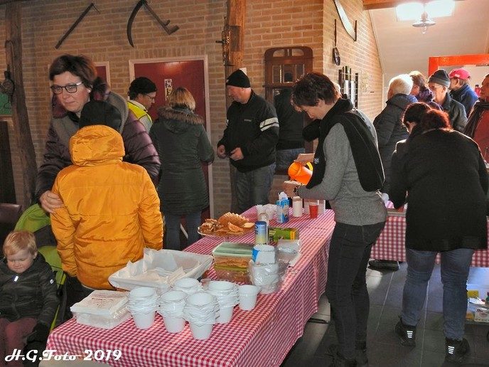 Snertwandeling IJsclub de poel groot succes