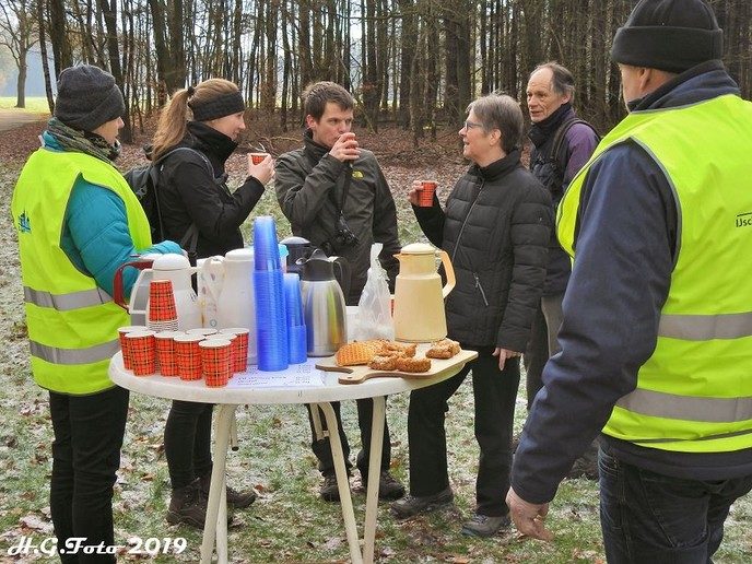 Snertwandeling IJsclub de poel groot succes