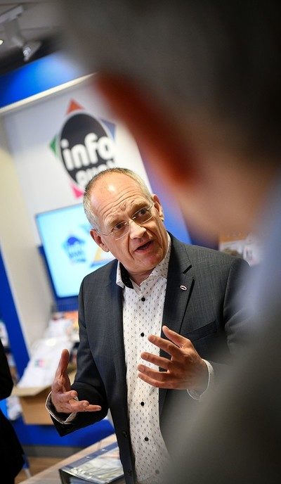 Hoog bezoek voor de Uitprobeerdienst - Foto: Gemeente Dalfsen