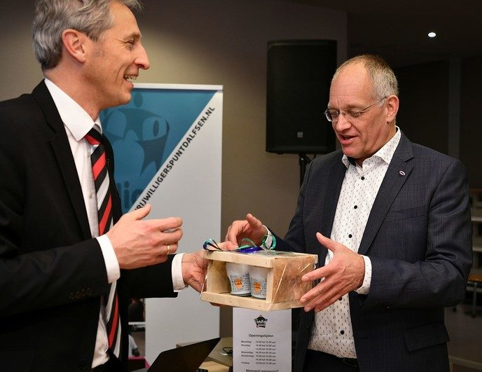 Hoog bezoek voor de Uitprobeerdienst - Foto: Gemeente Dalfsen