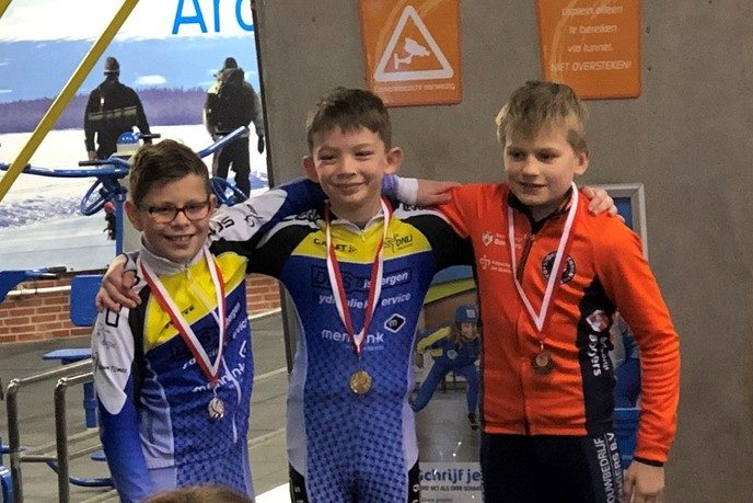 Schaatsbroers Everts baankampioen - Foto: Eigen geleverde foto