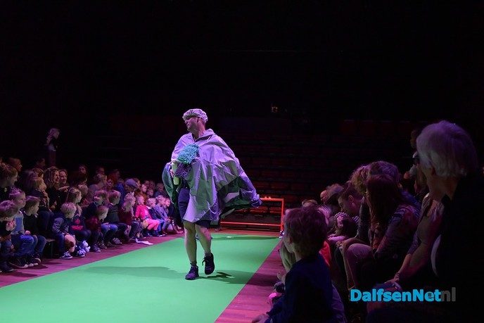 Kindervoorstelling Kleine mol laat zaal De Stoomfabriek volstromen - Foto: Johan Bokma